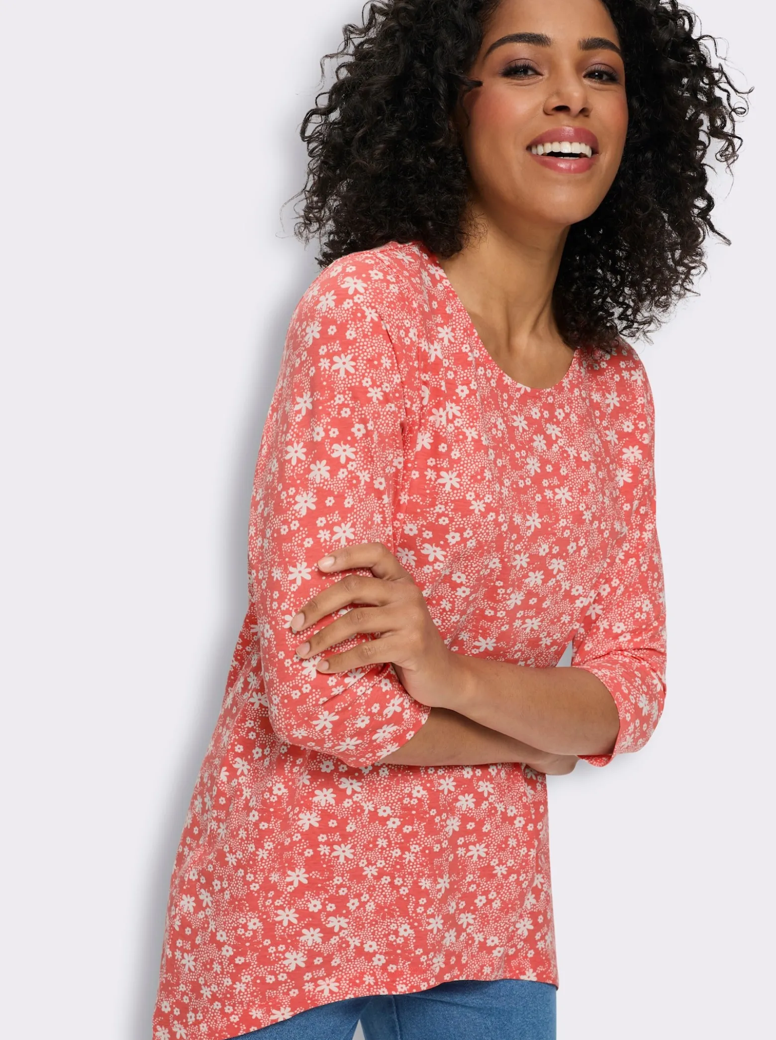 Zipfelshirt mit 3/4-Ärmeln, floral bedruckt