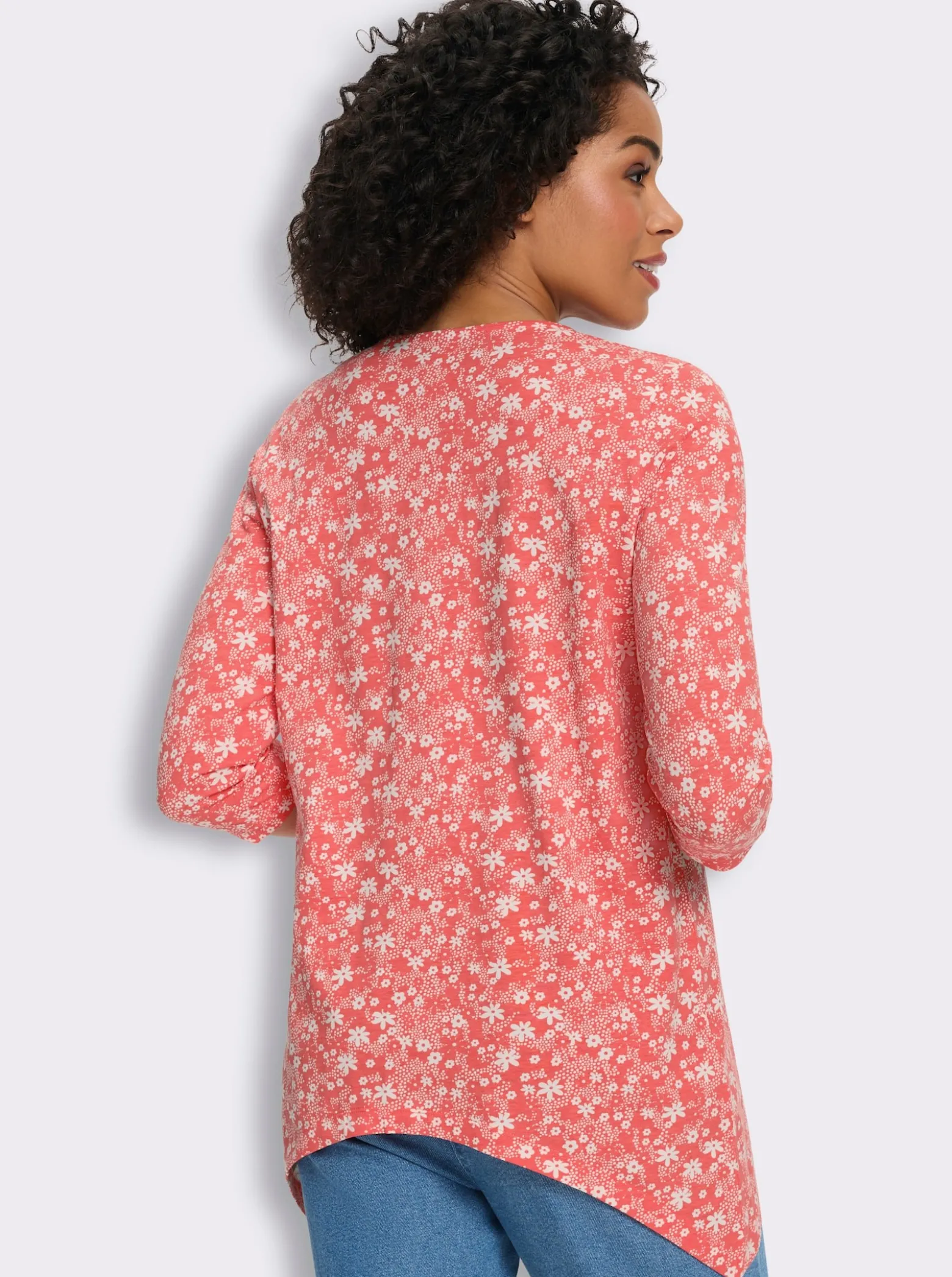 Zipfelshirt mit 3/4-Ärmeln, floral bedruckt
